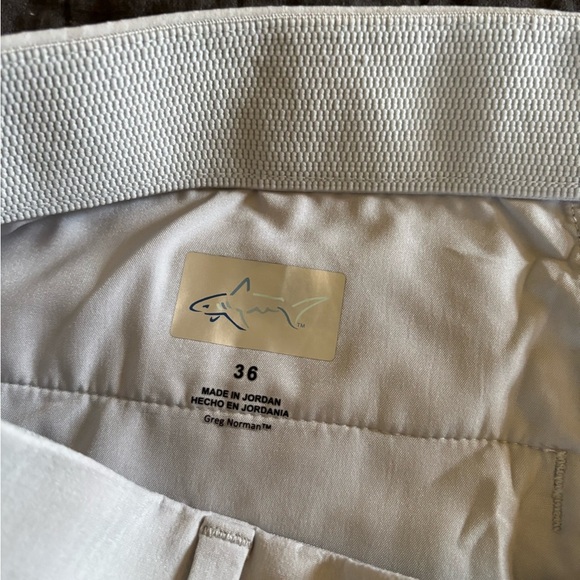 Greg Norman Performance Golf Shorts Light Khaki 36 - Picture 3 of 6